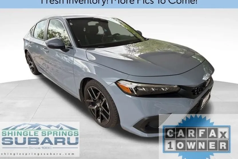 2024 Honda Civic Sport Touring Hatchback photo 1