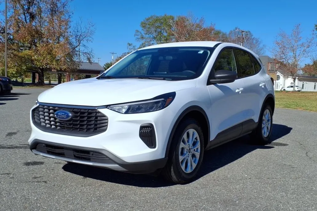 2025 Ford Escape Active photo 1