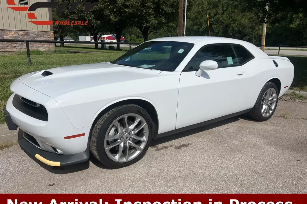 2022 Dodge Challenger GT photo 1
