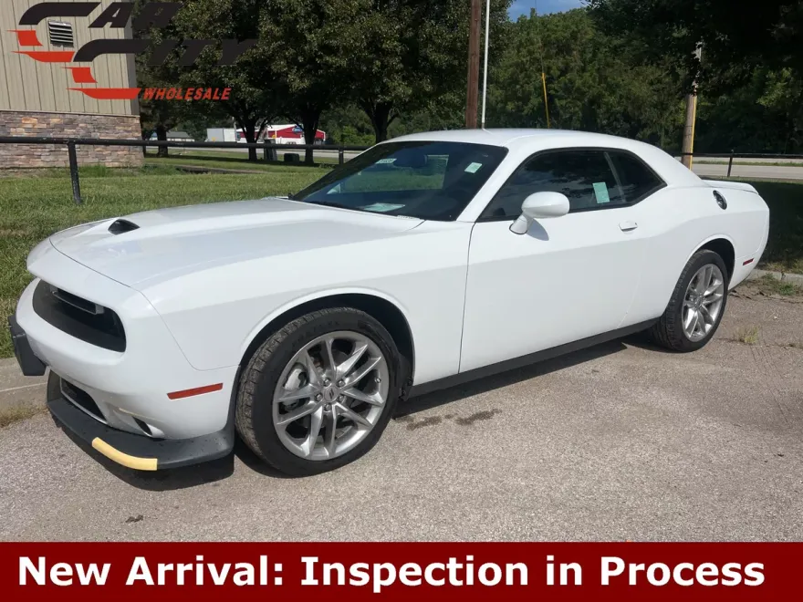 2022 Dodge Challenger GT photo 1