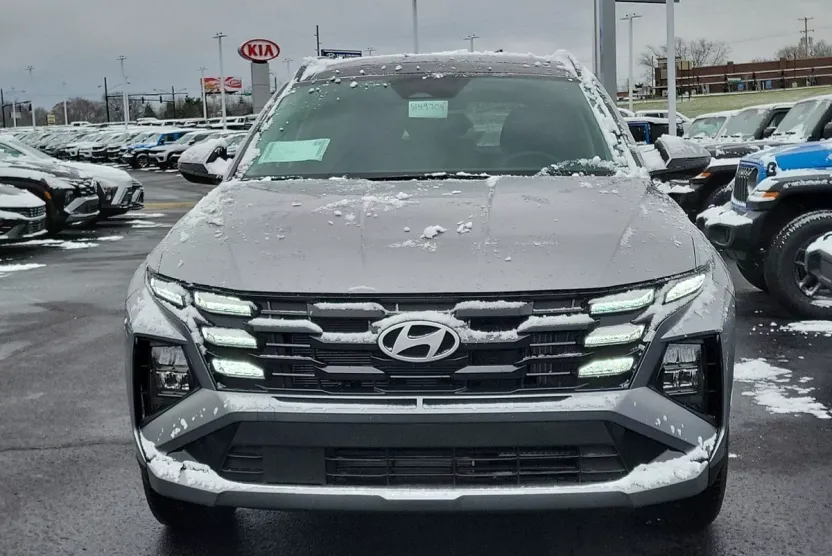 2025 Hyundai Tucson Hybrid SEL Convenience photo 1
