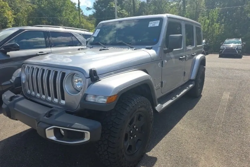 2018 Jeep Wrangler Unlimited Sahara photo 1