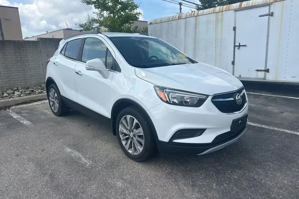 2019 Buick Encore Preferred photo 1