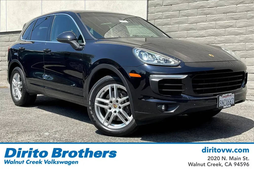 2016 Porsche Cayenne Base photo 1