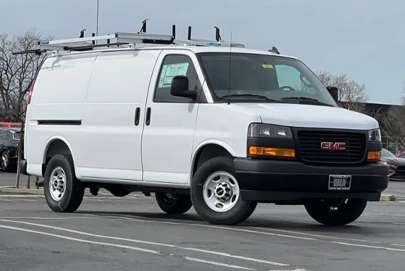 2025 Gmc Savana Cargo 2500 Base photo 1