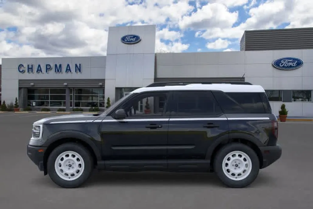 2025 Ford Bronco Sport Heritage photo 1
