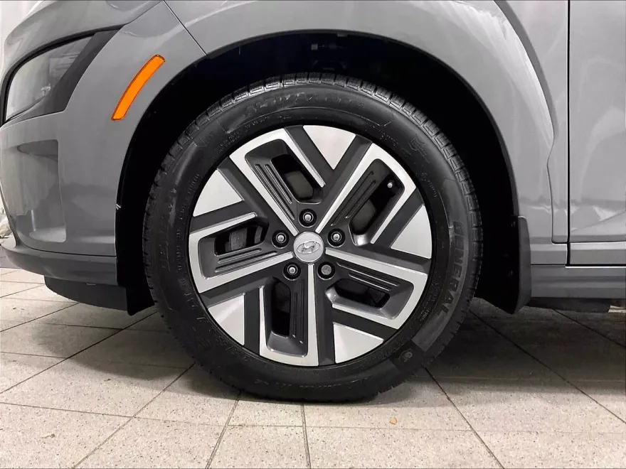 2023 Hyundai Kona Electric SE photo 8