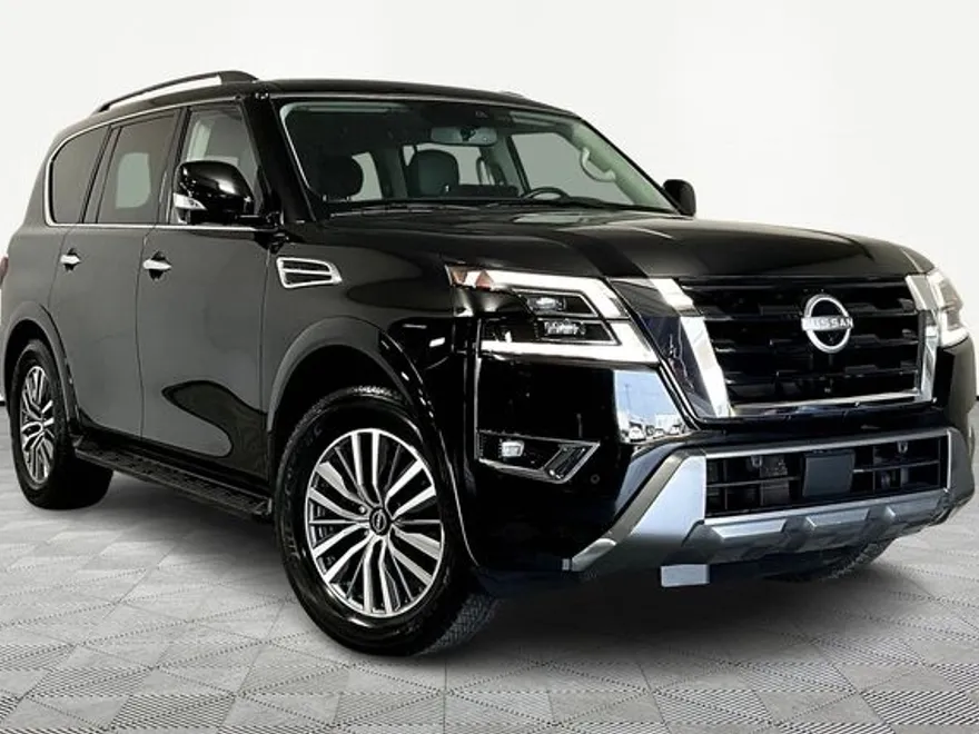 2023 Nissan Armada SL photo 1