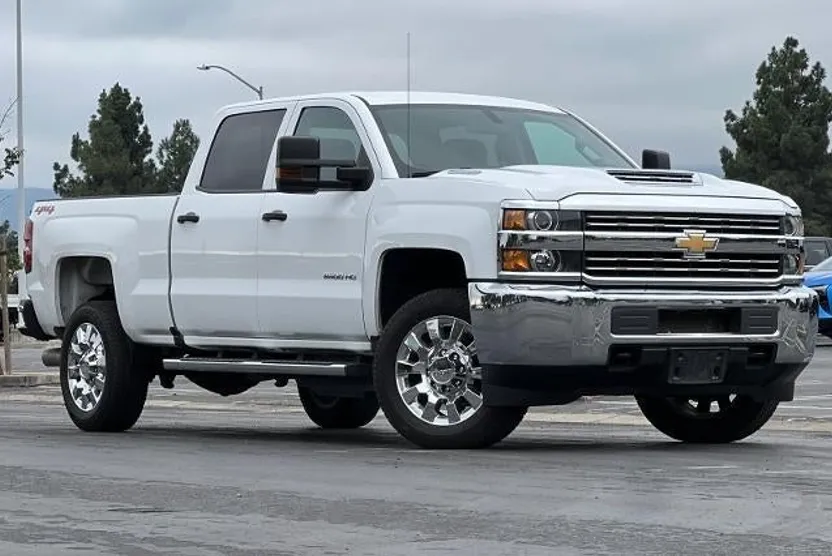 2018 Chevrolet Silverado 2500HD Work Truck photo 1