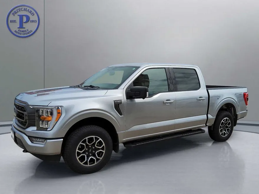 2023 Ford F-150 XLT photo 1