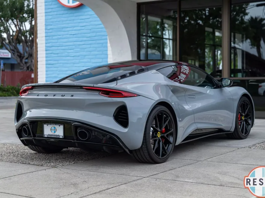 2024 Lotus Emira First Edition photo 6