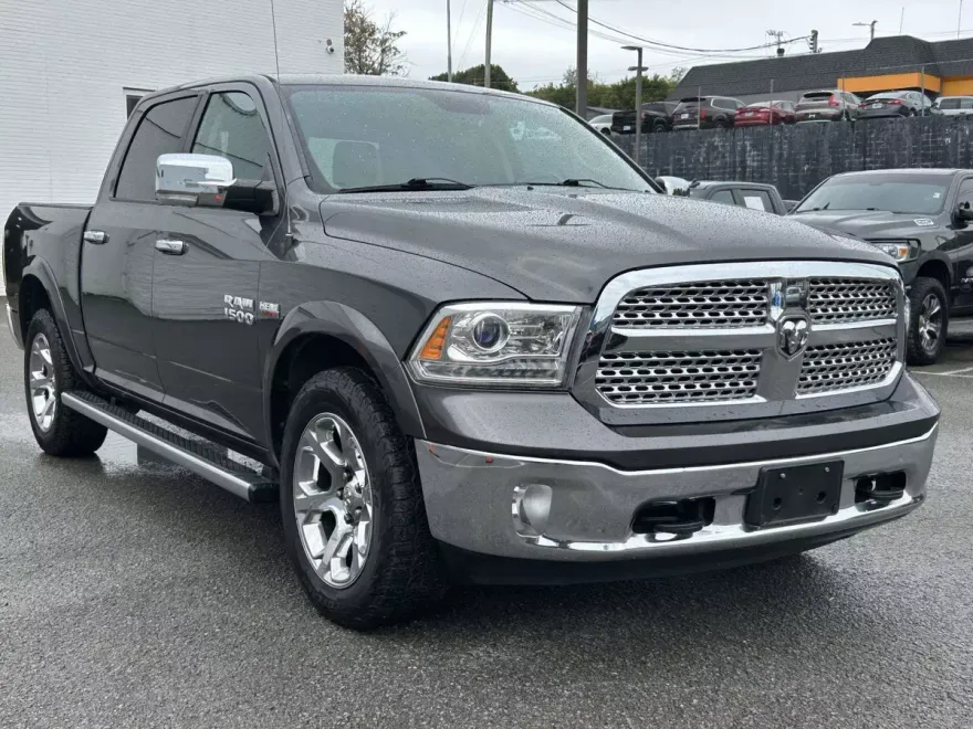 2017 Ram 1500 Laramie photo 1