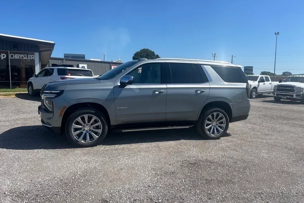 2025 Chevrolet Tahoe Premier photo 1