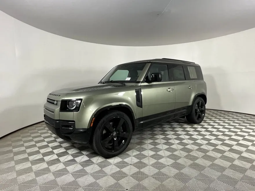 2025 Land Rover Defender 110 X-Dynamic SE photo 1