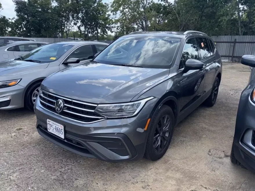 2024 Volkswagen Tiguan SE Wolfsburg Edition photo 1
