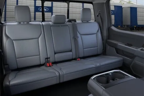 2025 Ford F-150 Lariat photo 3