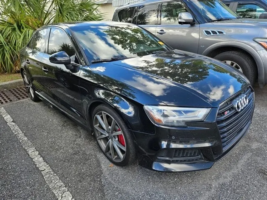 2018 Audi S3 Premium Plus photo 1