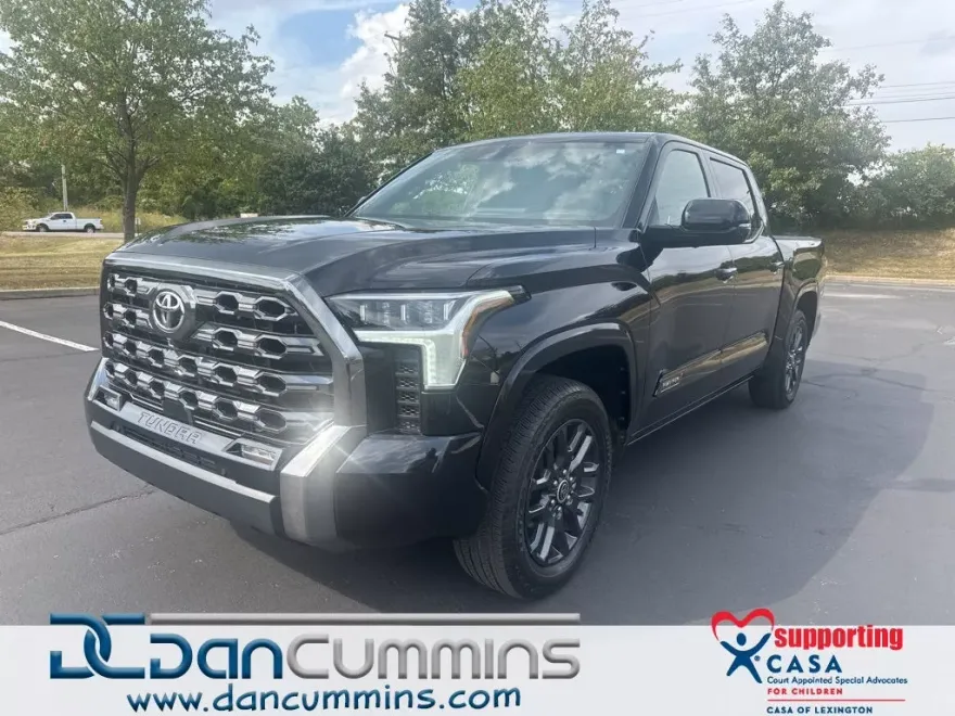 2022 Toyota Tundra Platinum photo 1