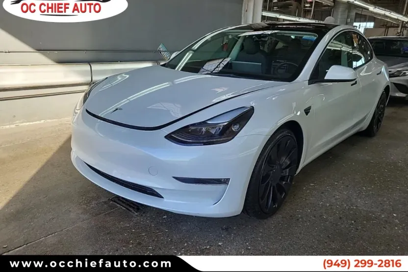 2023 Tesla Model 3 Performance photo 1