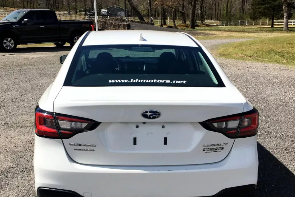2022 Subaru Legacy Base photo 1