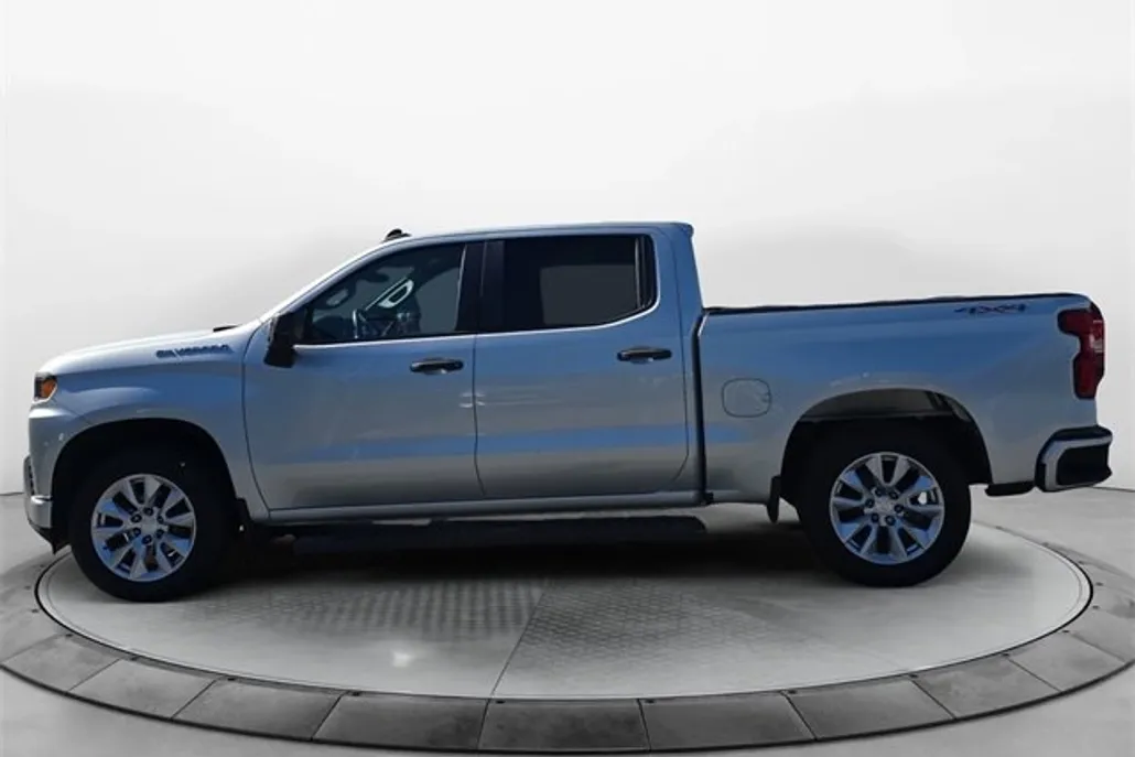 2020 Chevrolet Silverado 1500 Custom photo 1