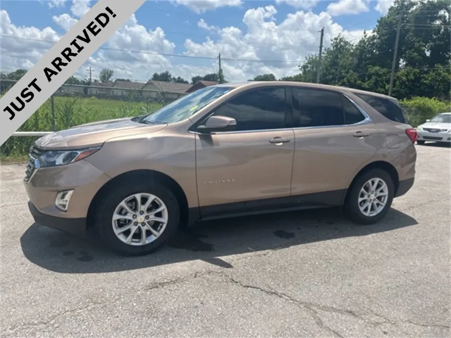2018 Chevrolet Equinox LT photo 1