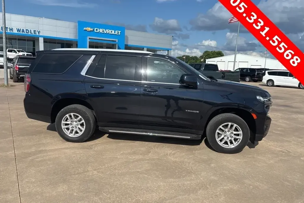2023 Chevrolet Tahoe LT photo 1