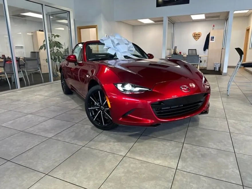 2025 Mazda MX-5 Miata Miata RF Grand Touring photo 1