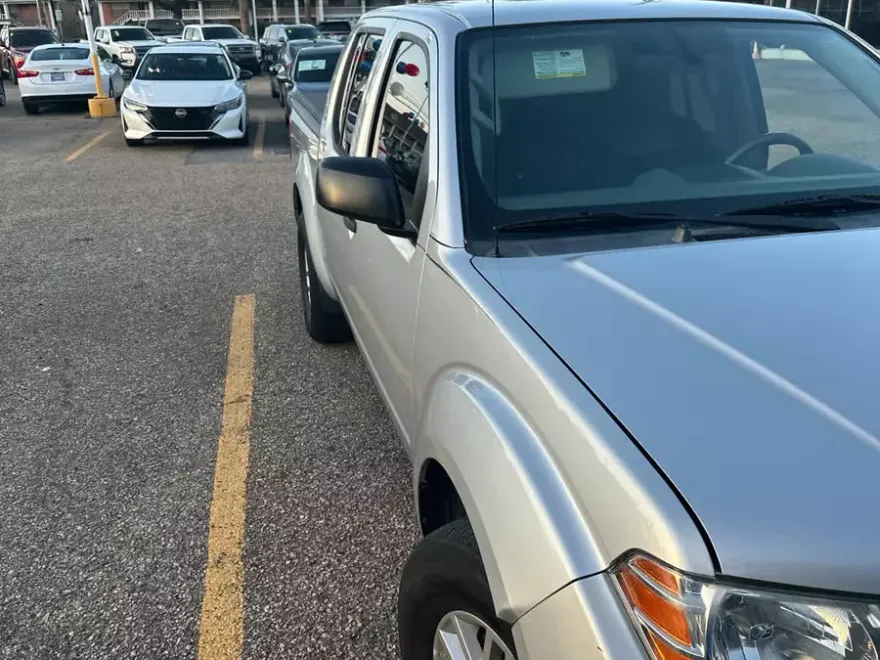 2019 Nissan Frontier SV photo 1