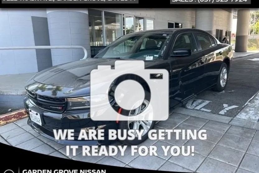 2023 Dodge Charger SXT photo 1