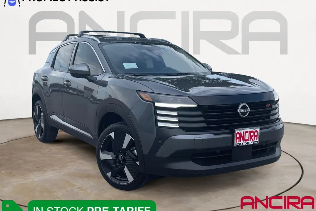 2025 Nissan Kicks SR photo 1