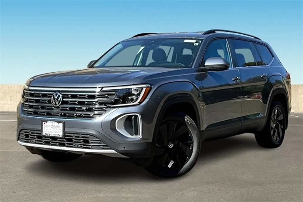 2024 Volkswagen Atlas SE Technology photo 1