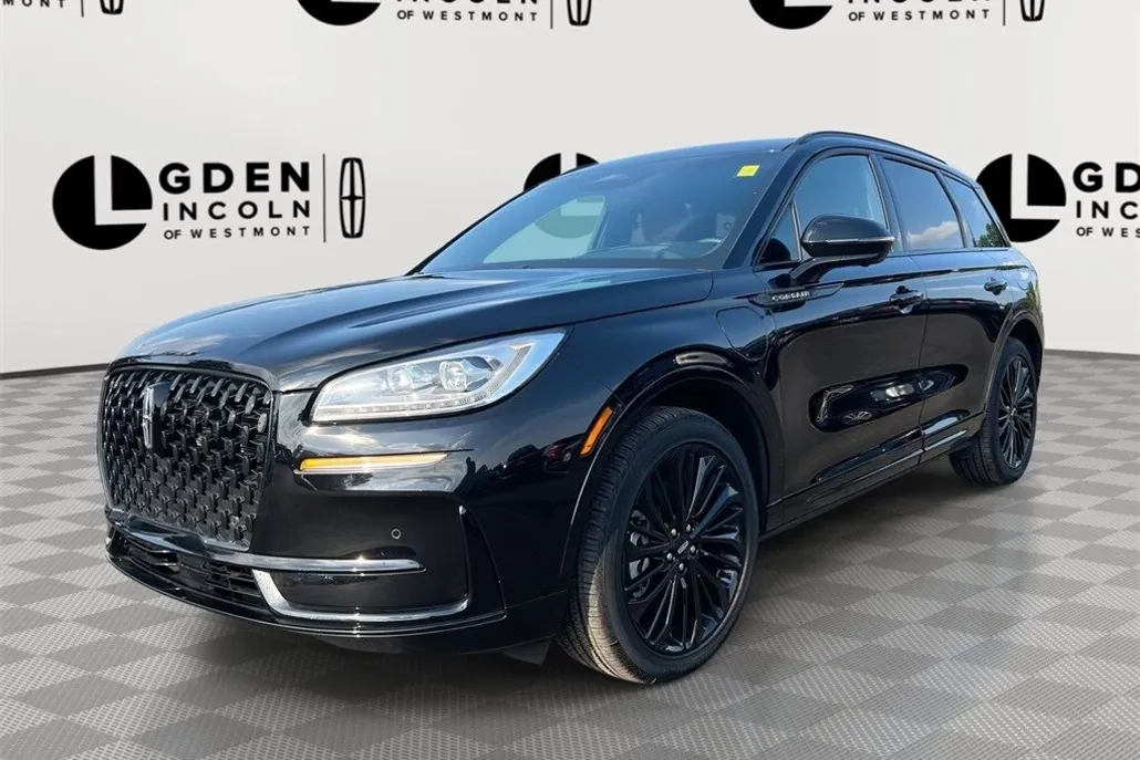 2025 Lincoln Corsair Grand Touring photo 1