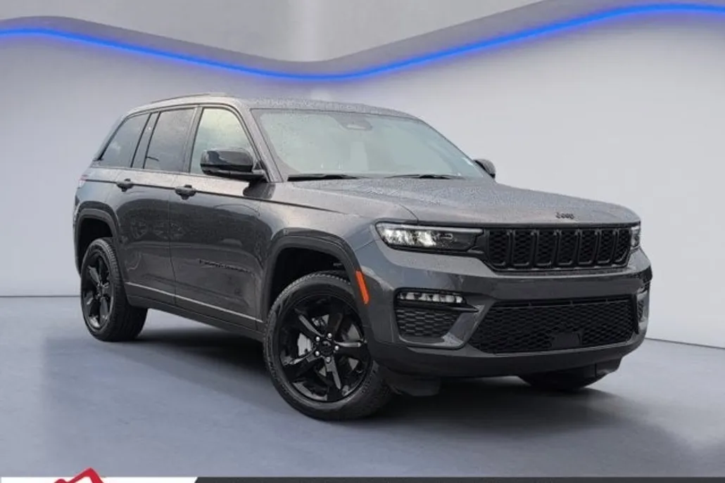 2025 Jeep Grand Cherokee Limited photo 1
