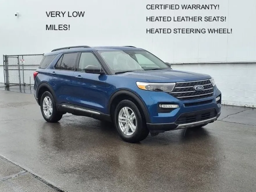 2022 Ford Explorer XLT photo 1