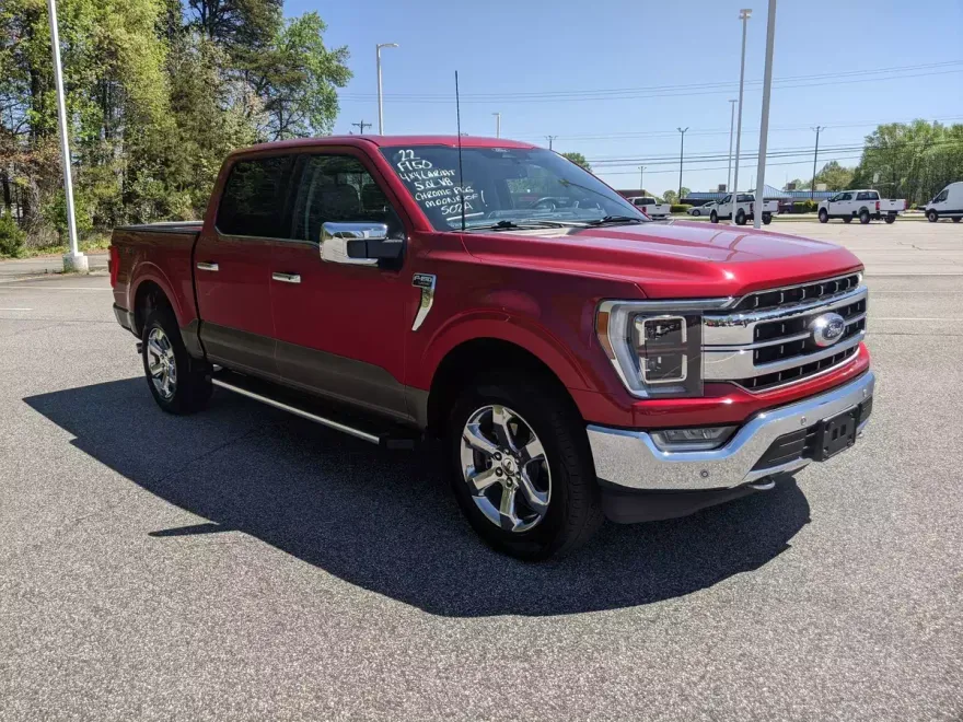 2022 Ford F-150 Lariat photo 1