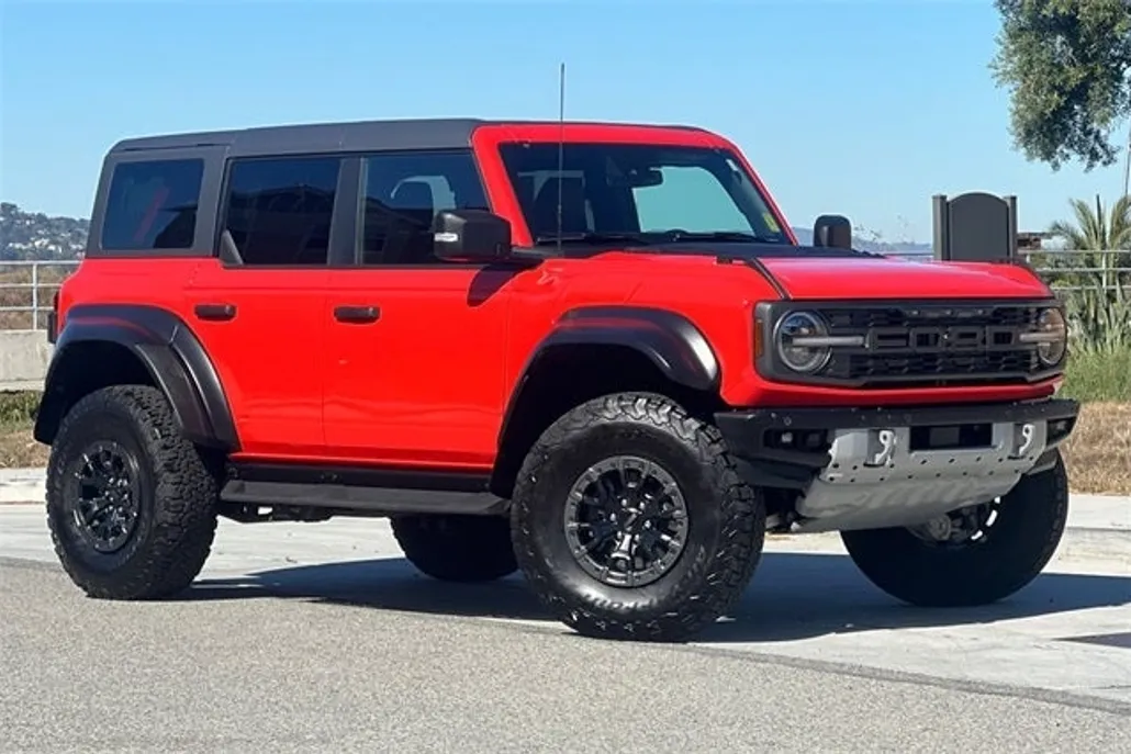 2023 Ford Bronco Raptor photo 1