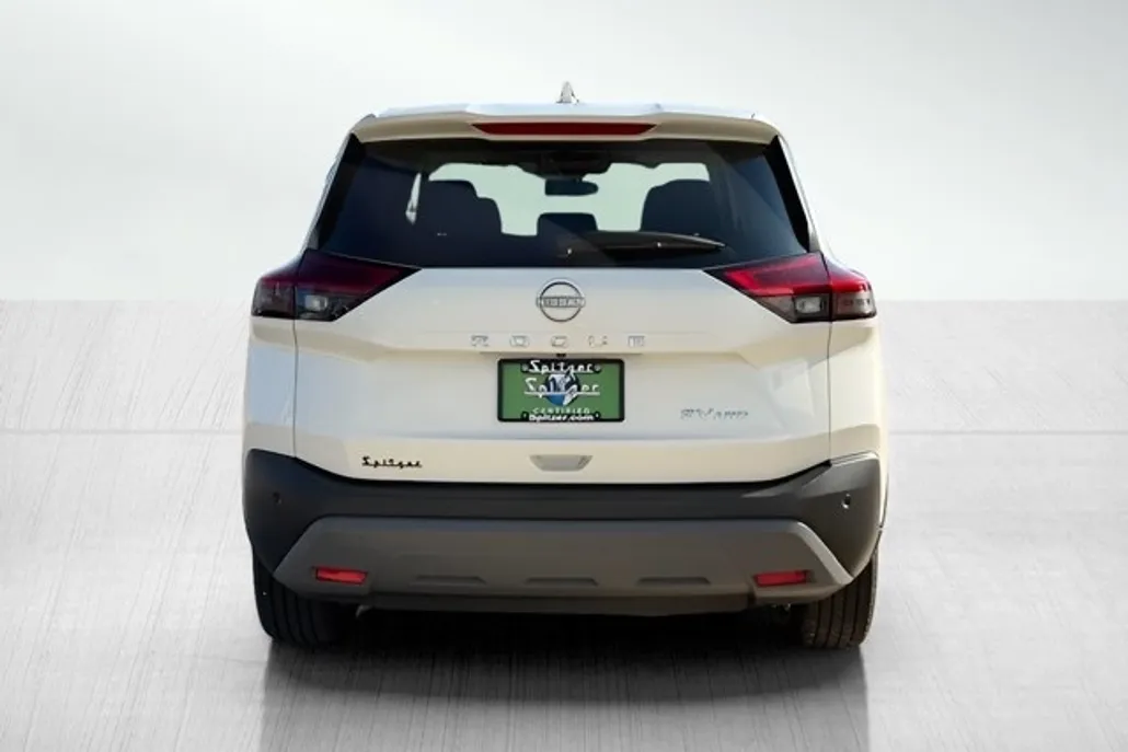 2023 Nissan Rogue SV photo 1