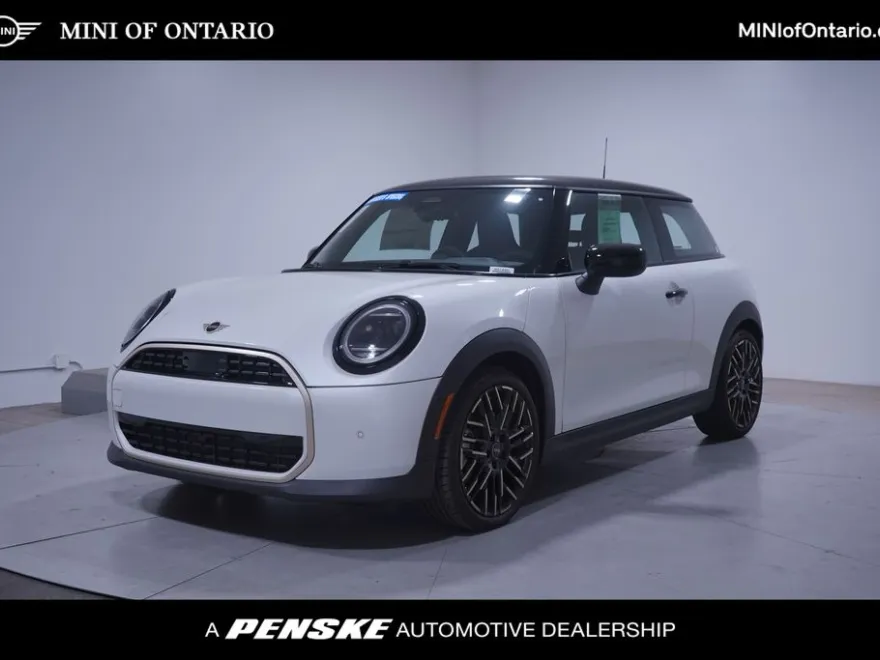 2025 Mini Cooper Signature photo 1