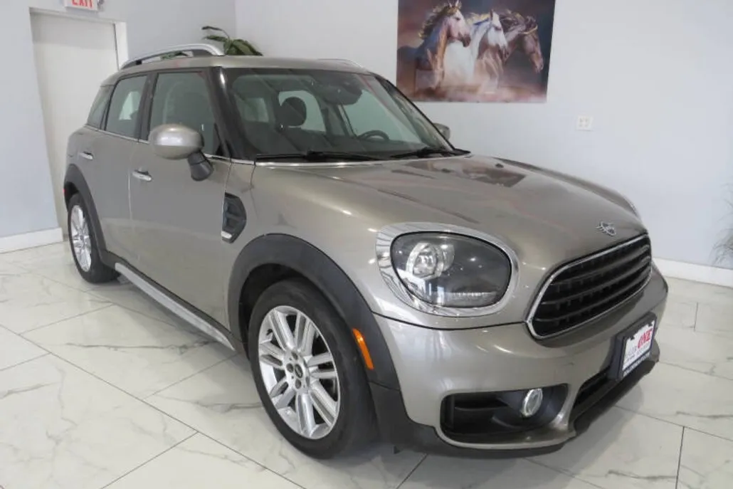 2020 Mini Countryman photo 1