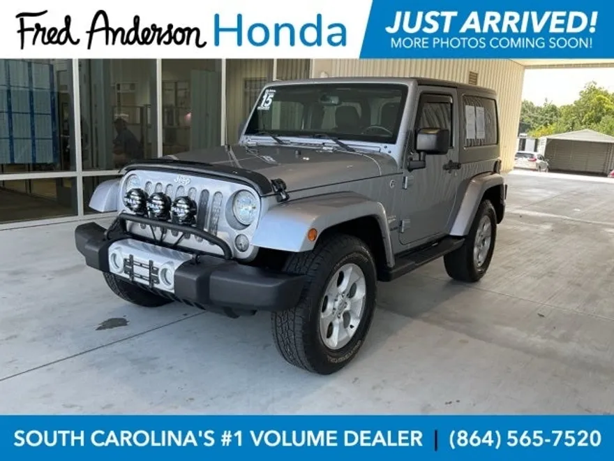 2015 Jeep Wrangler Sahara photo 1