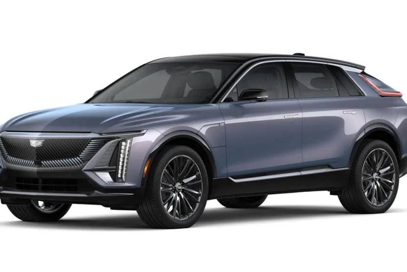 2025 Cadillac Lyriq Luxury photo 1