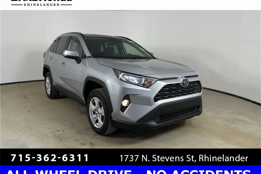 2021 Toyota RAV4 XLE photo 1