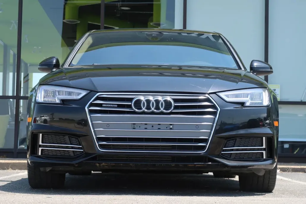 2018 Audi A4 Premium Plus photo 1
