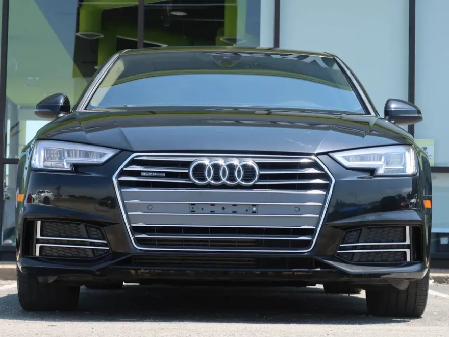2018 Audi A4 Premium Plus photo 1