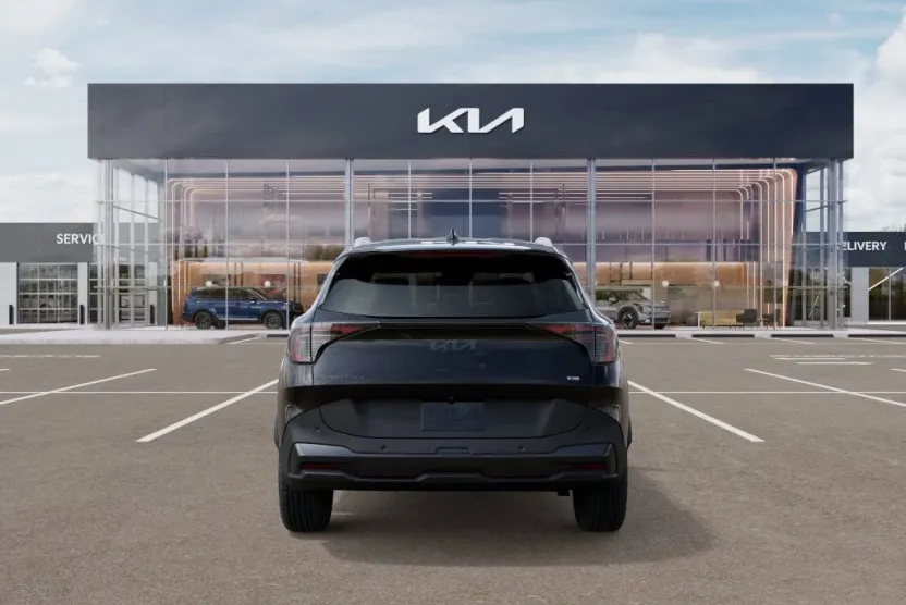 2026 Kia Sportage X-Line photo 1