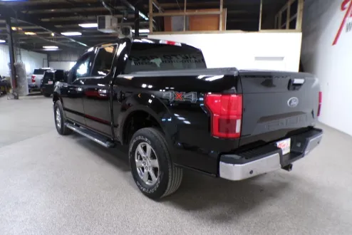 2019 Ford F-150 XLT photo 3
