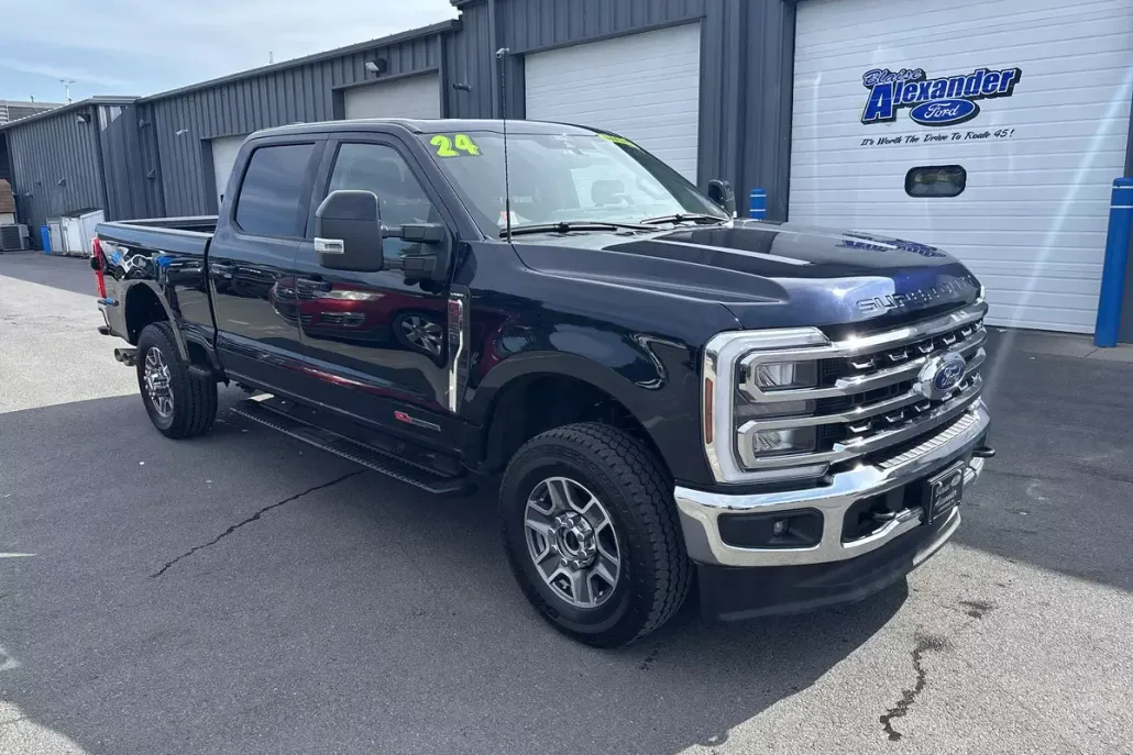 2024 Ford F-350 Lariat photo 1