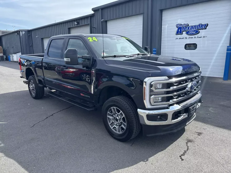 2024 Ford F-350 Lariat photo 1