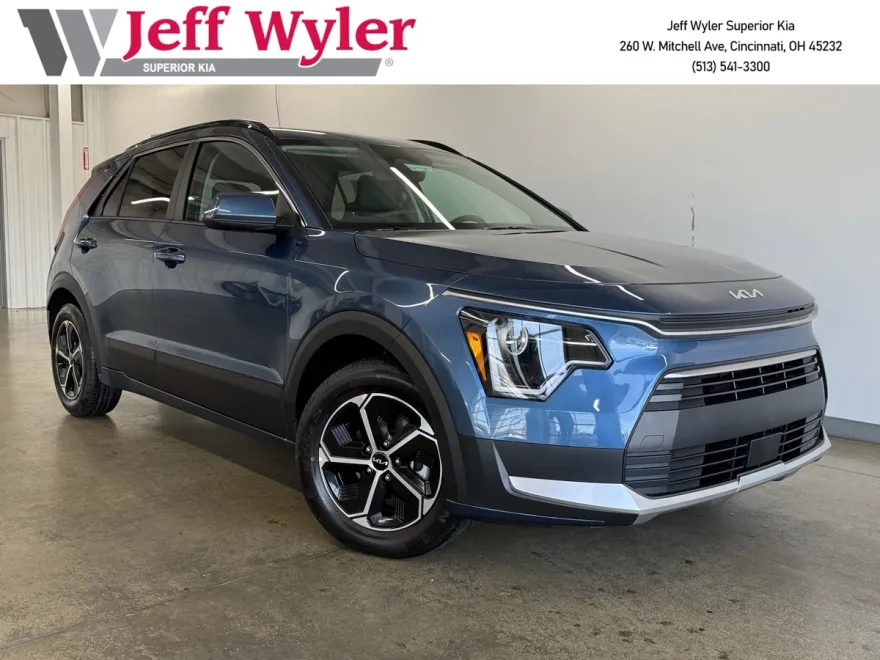 2025 Kia Niro EX photo 1